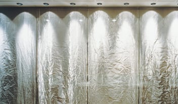 Wire-Mesh-Privacy-Screen